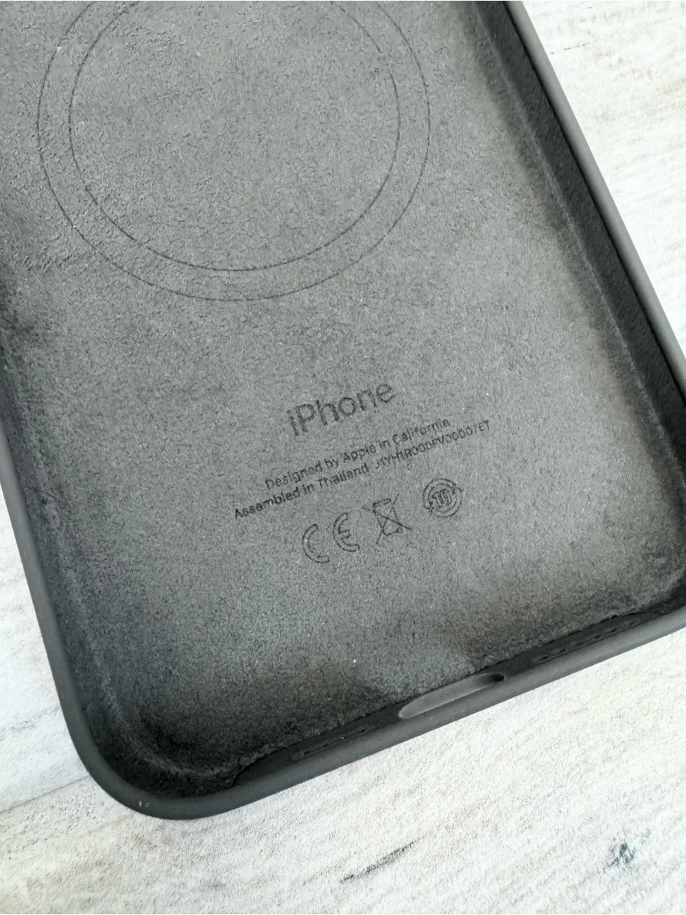 Apple iPhone 15 Pro Max Grey Silicone MagSafe Case
